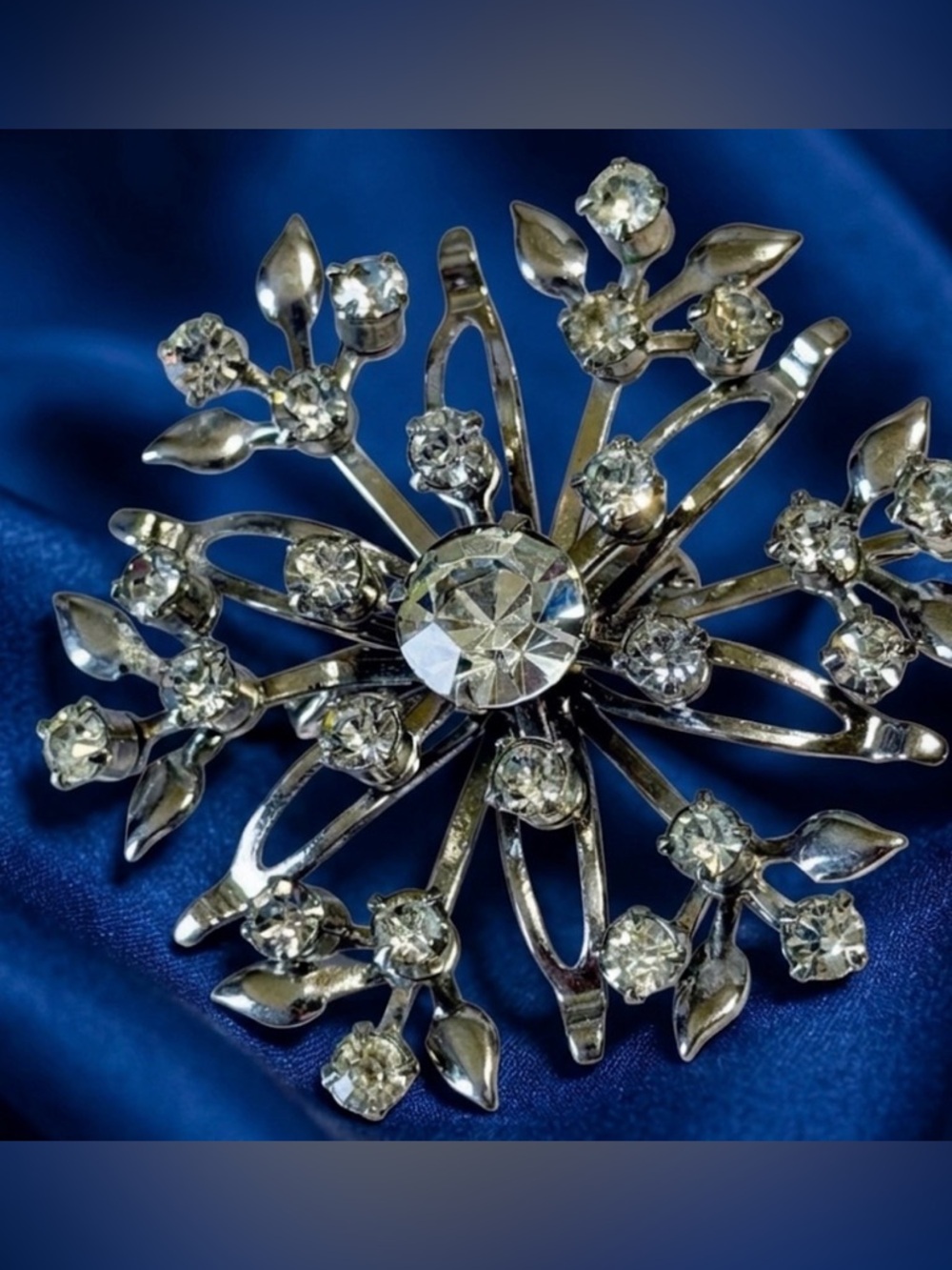 Vintage Starburst Clear Rhinestone 1950s Retro Brooch Silver MCM Wedding